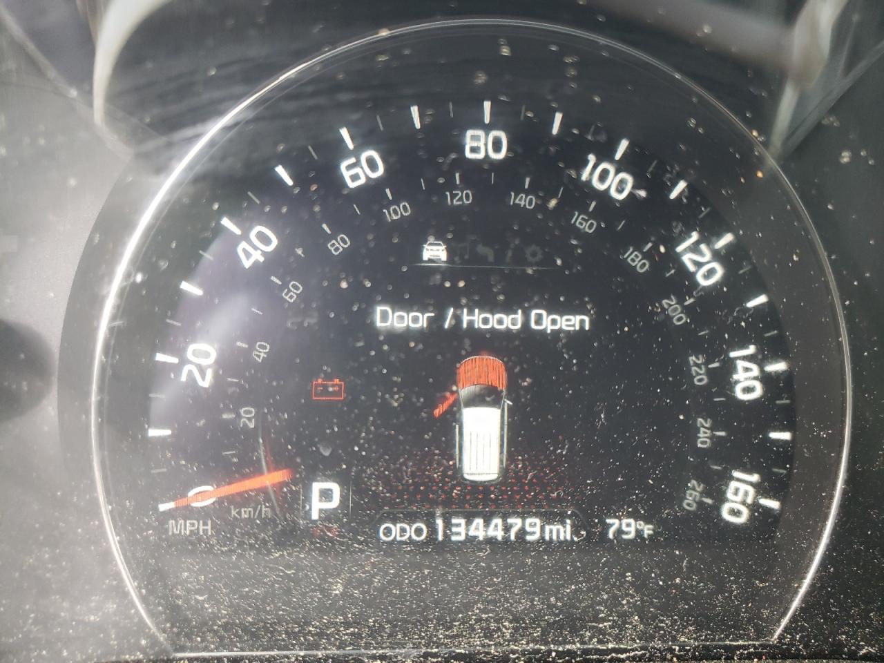 Photo 8 from auction – 2015 KIA SORENTO EX with VIN 5XYKUDA79FG600924