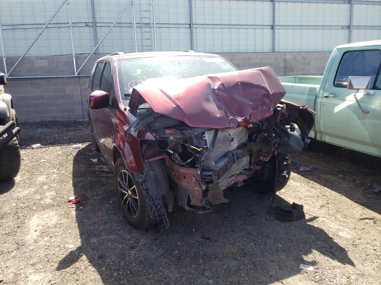 DODGE GRAND CARA 2018 with VIN 2C4RDGBG0JR138336 - Photo from auction
