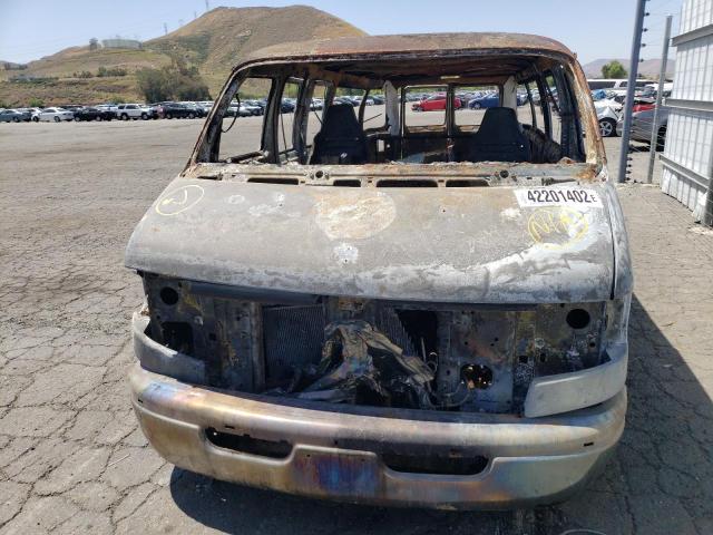 Photo 9 from auction – 2001 DODGE RAM WAGON with VIN 2B5WB35Z71K520069