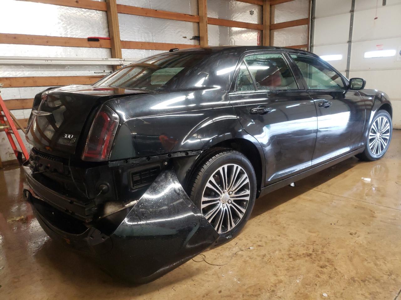 Photo 4 from auction – 2013 CHRYSLER 300 S with VIN 2C3CCAGG3DH703854