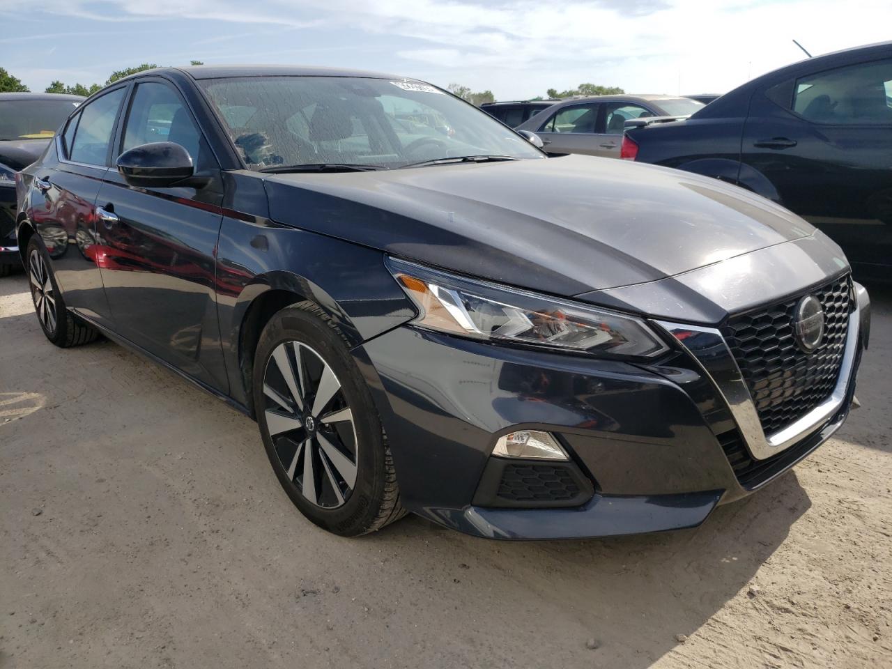 NISSAN ALTIMA SV 2021 with VIN 1N4BL4DV0MN366035 - Photo from auction