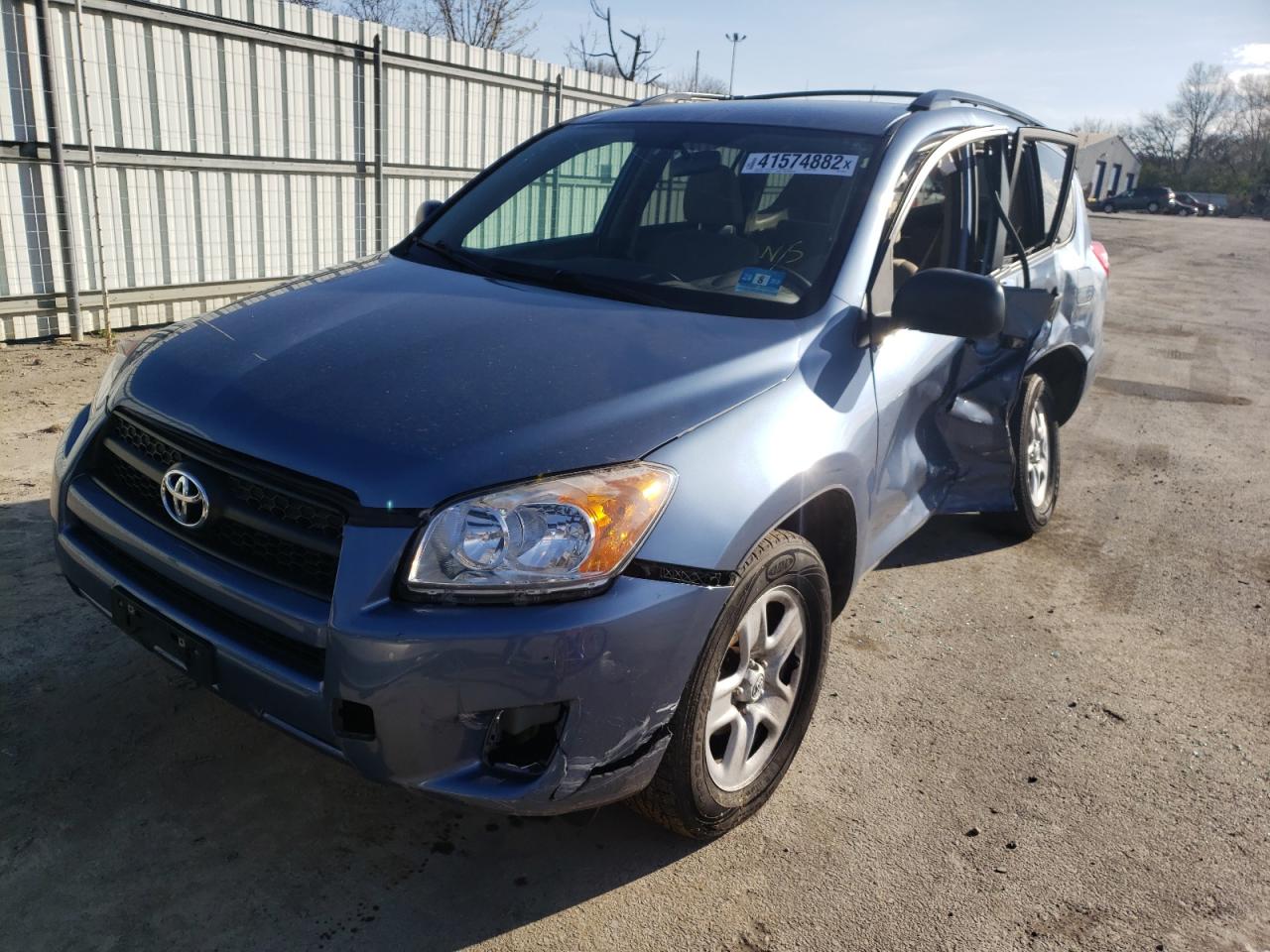 Photo 2 from auction – 2010 TOYOTA RAV4 with VIN 2T3BF4DV8AW075000