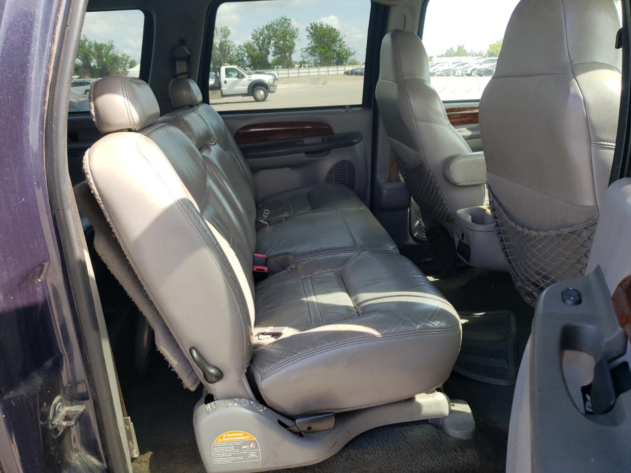 Photo 6 from auction – 2000 FORD EXCURSION with VIN 1FMNU42L2YEB09322