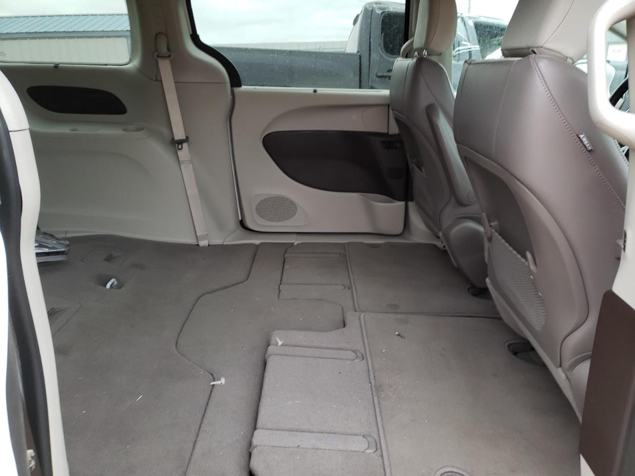 Photo 6 from auction – 2019 CHRYSLER PACIFICA T with VIN 2C4RC1BG7KR525368