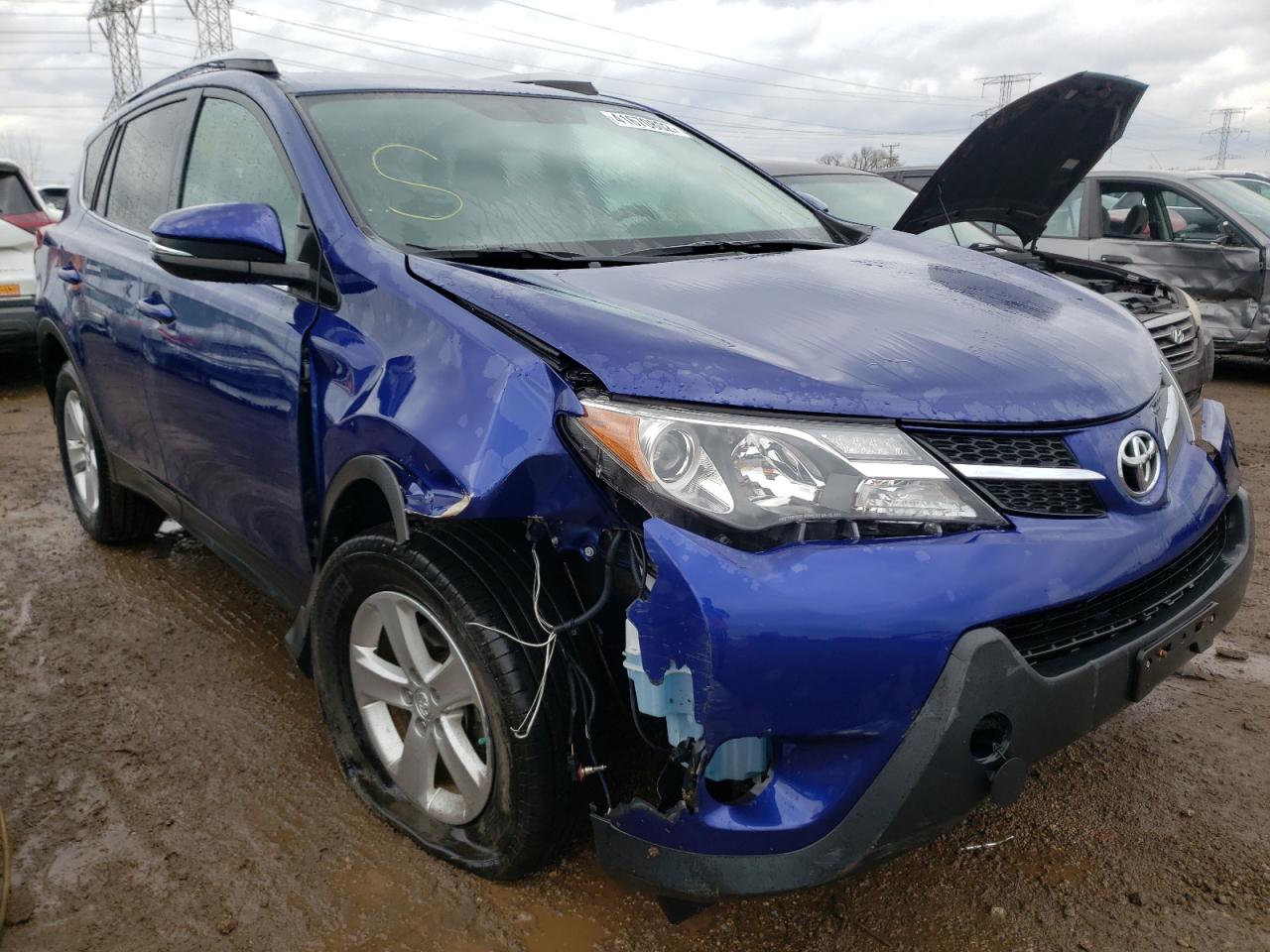 TOYOTA RAV4 XLE 2014 with VIN 2T3RFREV2EW226431 - Photo from auction