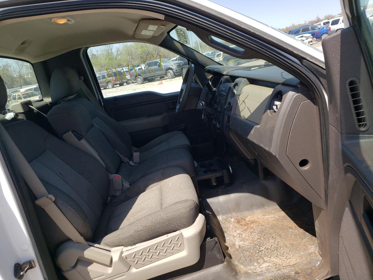 Photo 5 from auction – 2010 FORD F150 with VIN 1FTMF1CW8AKE49423