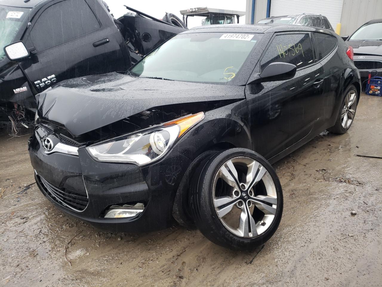 Photo 2 from auction – 2012 HYUNDAI VELOSTER with VIN KMHTC6AD4CU032614