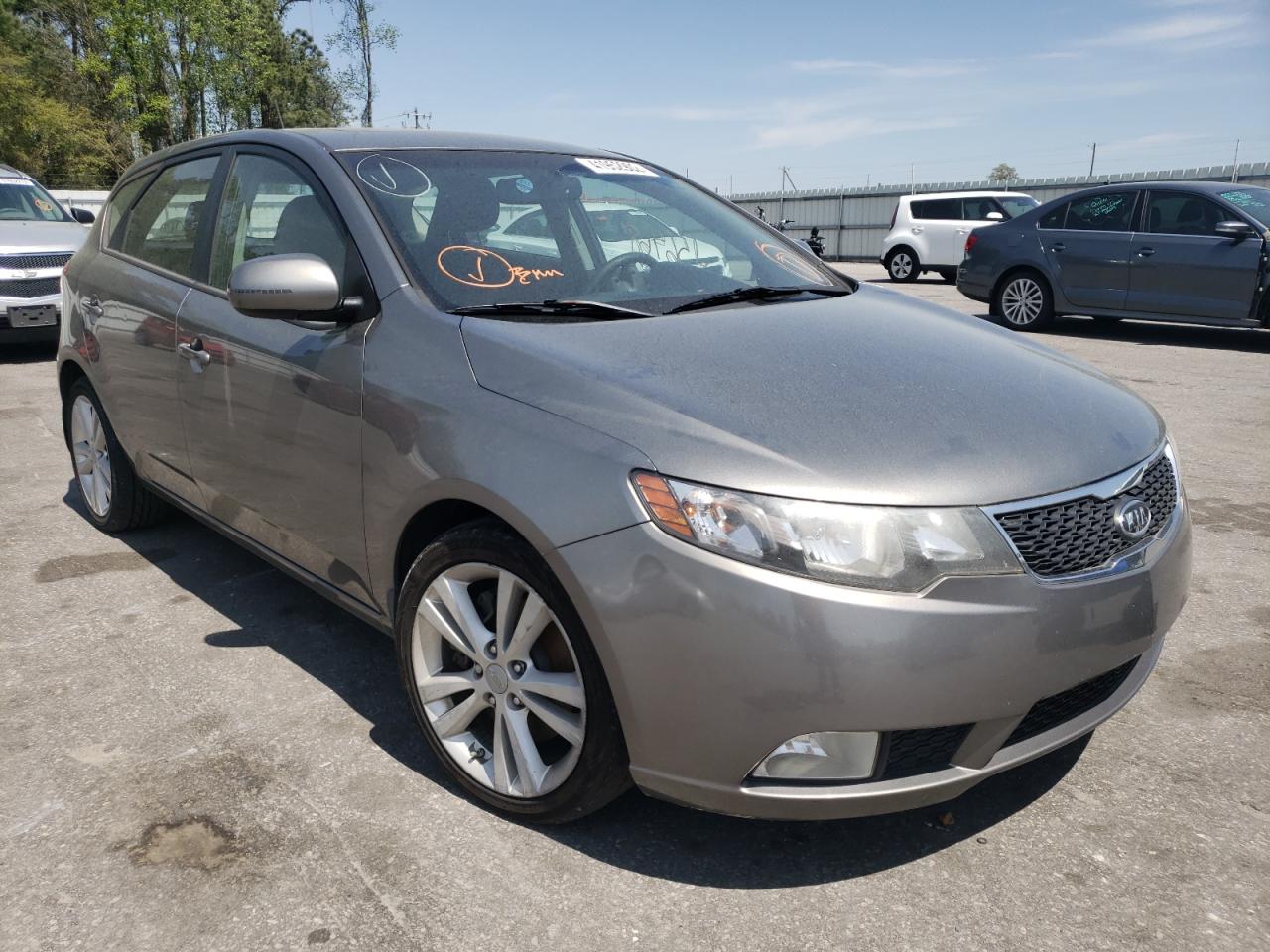 KIA FORTE SX 2011 with VIN KNAFW5A37B5381637 - Photo from auction