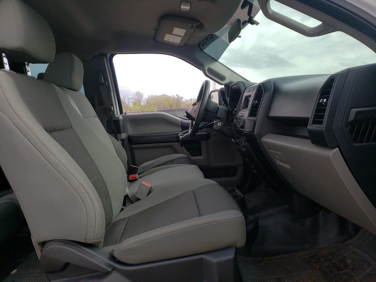 Photo 5 from auction – 2017 FORD F150 SUPER with VIN 1FTEX1C89HKC30872