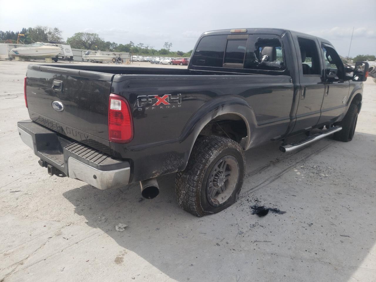 Photo 4 from auction – 2011 FORD F350 SUPER with VIN 1FT8W3BT8BEB79033