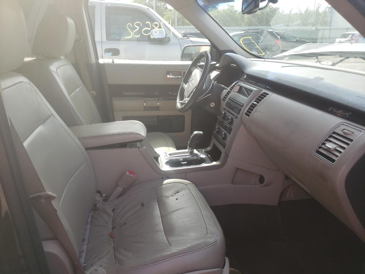 Photo 5 from auction – 2010 FORD FLEX SEL with VIN 2FMGK5CC8ABB09944