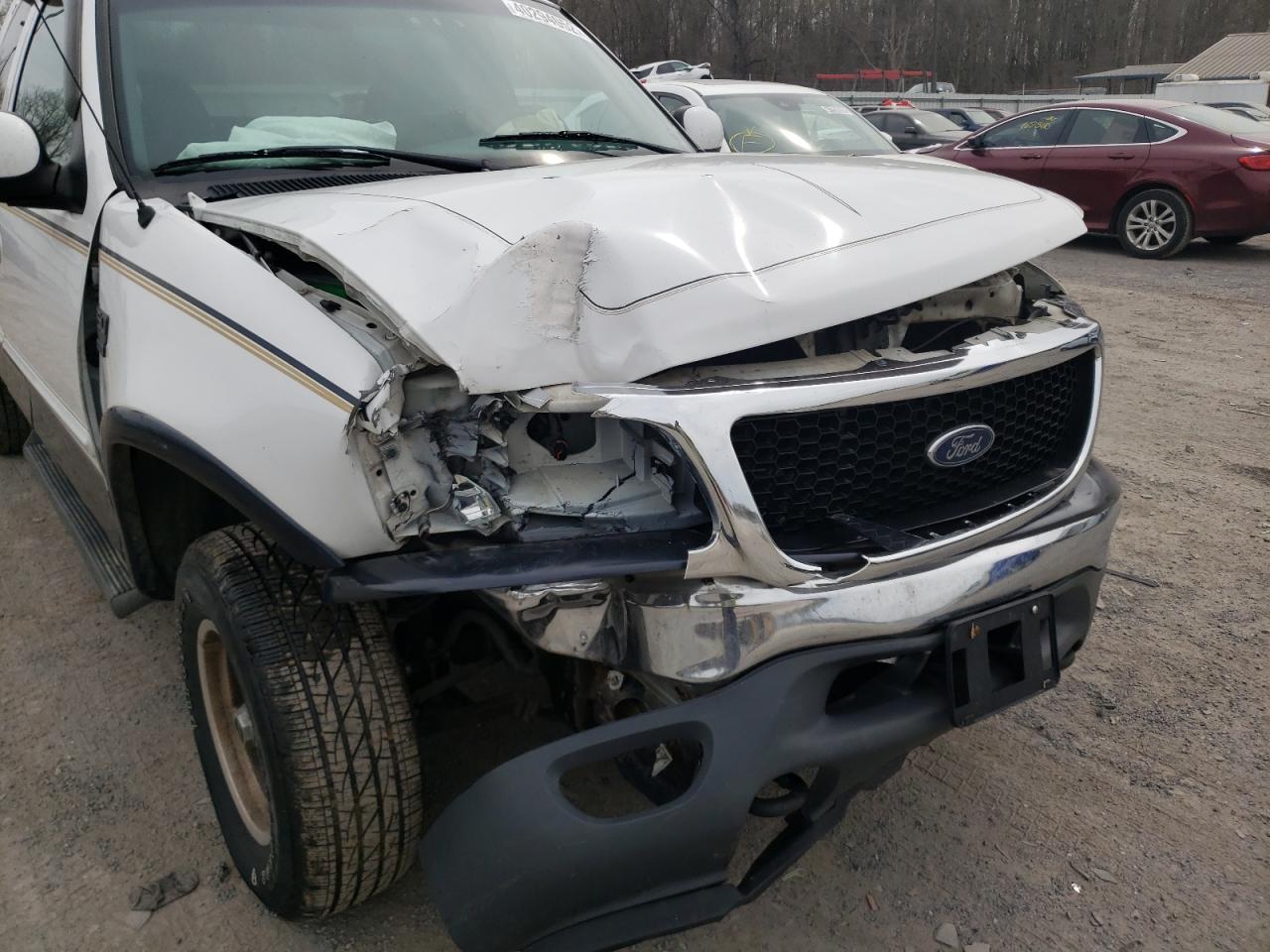 Photo 9 from auction – 1999 FORD F150 with VIN 2FTRX18W1XCA40382