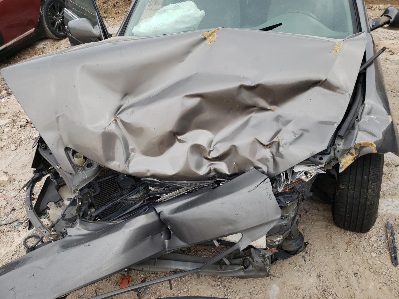 Photo 7 from auction – 2003 TOYOTA CAMRY LE with VIN 4T1BE32K03U683580