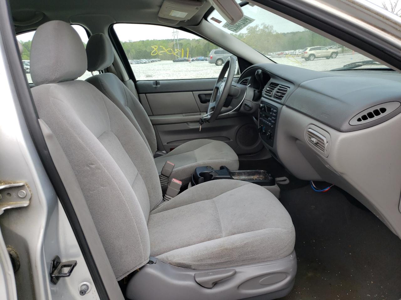Photo 5 from auction – 2004 MERCURY SABLE GS with VIN 1MEFM58U44A621209