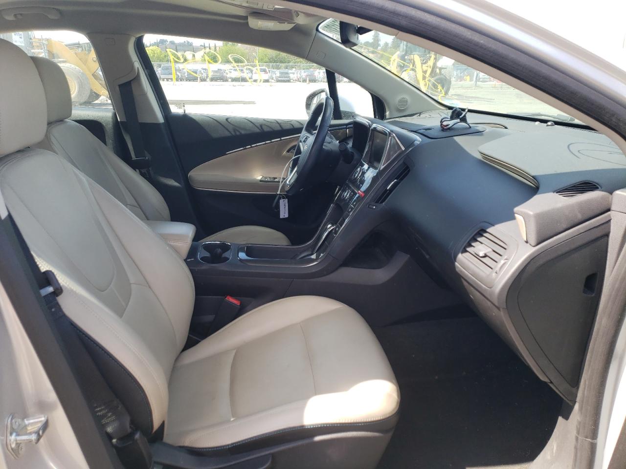 Photo 5 from auction – 2012 CHEVROLET VOLT with VIN 1G1RB6E48CU101678