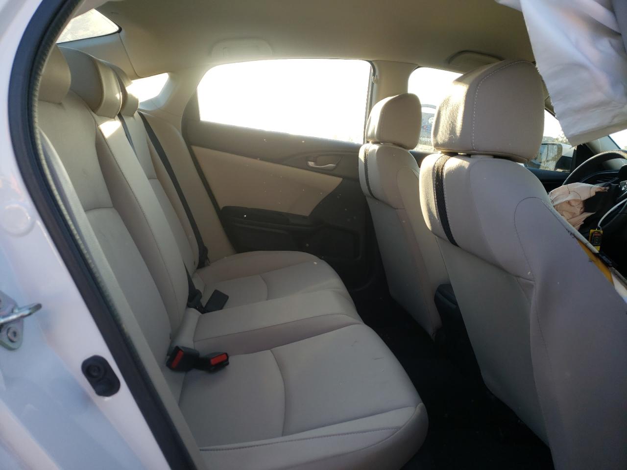 Photo 6 from auction – 2020 HONDA CIVIC LX with VIN 19XFC2F6XLE204101