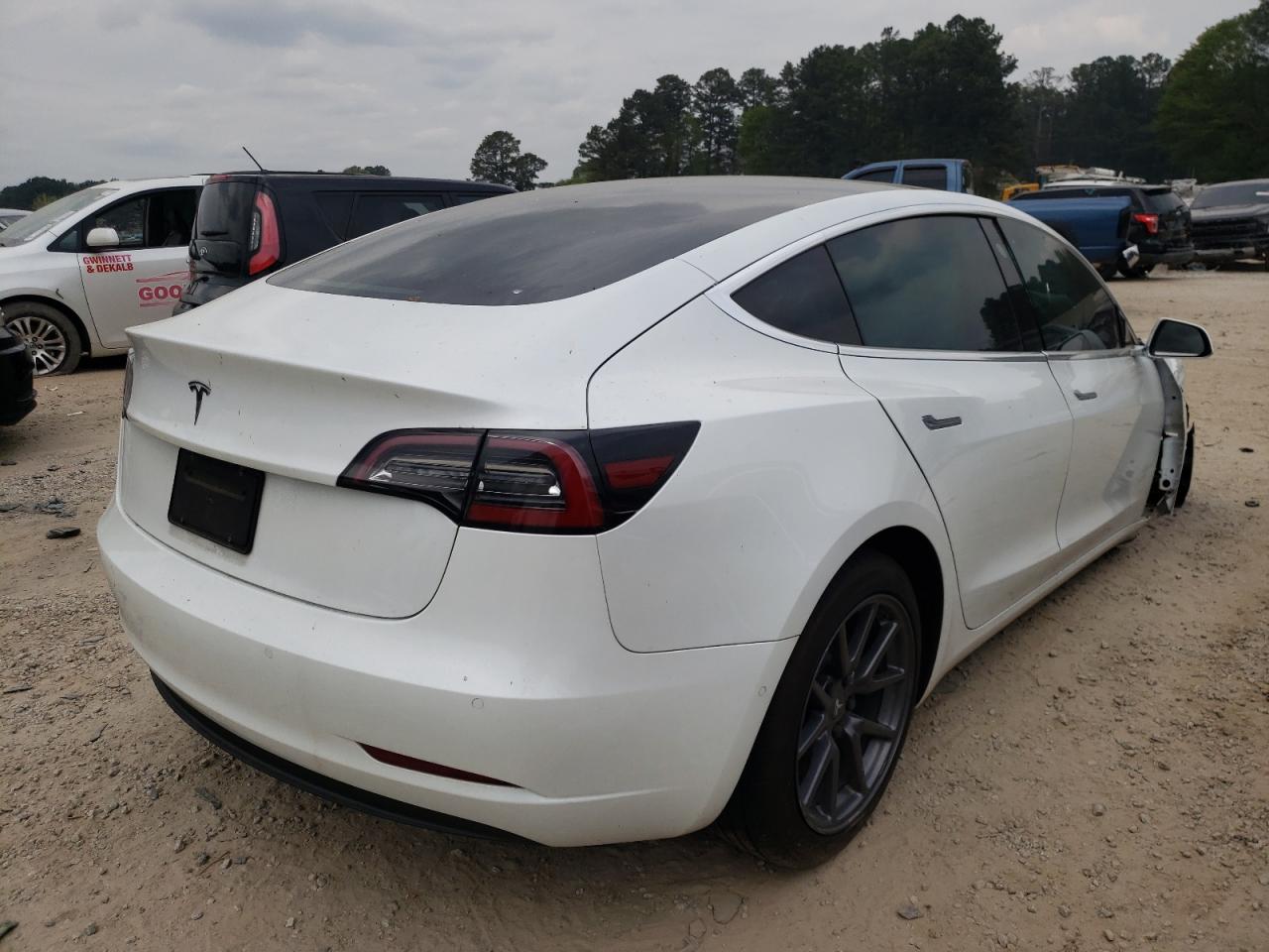 Photo 4 from auction – 2020 TESLA MODEL 3 with VIN 5YJ3E1EA3LF645379