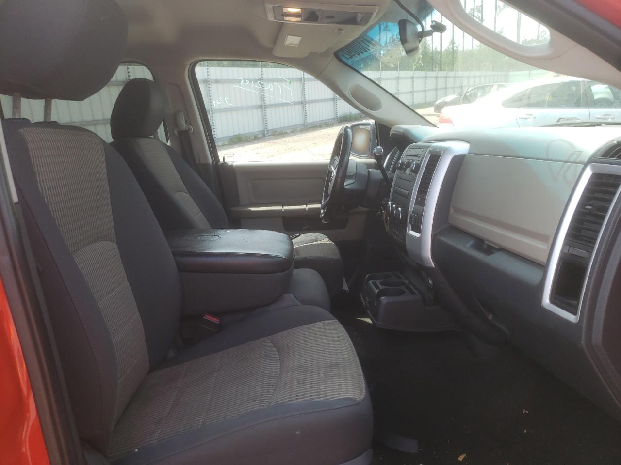 Photo 5 from auction – 2010 DODGE RAM 1500 with VIN 1D7RB1CT6AS145231