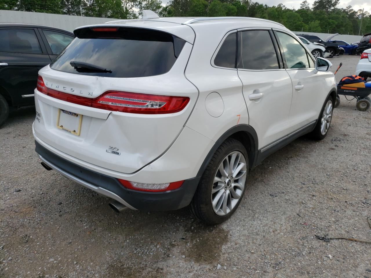 Photo 4 from auction – 2015 LINCOLN MKC with VIN 5LMCJ1A93FUJ22679