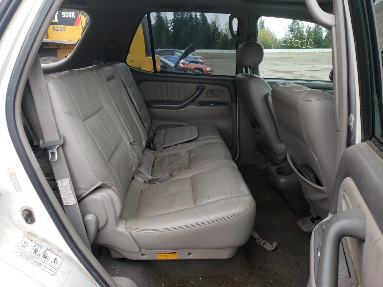 Photo 6 from auction – 2003 TOYOTA SEQUOIA LI with VIN 5TDBT48A73S159197