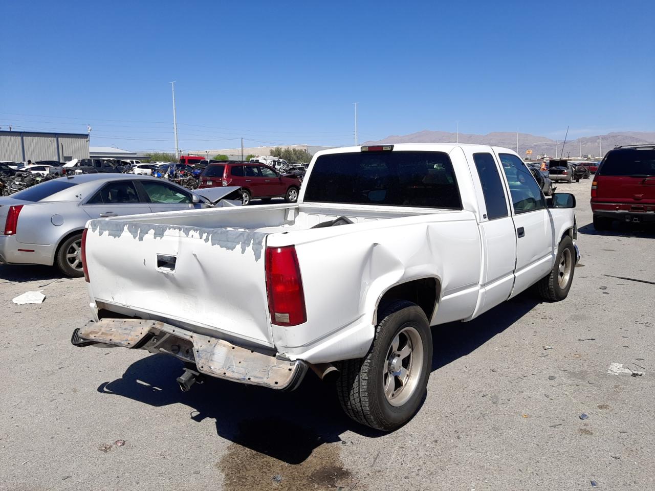 Photo 4 from auction – 1997 GMC SIERRA C15 with VIN 2GTEC19R8V1536193
