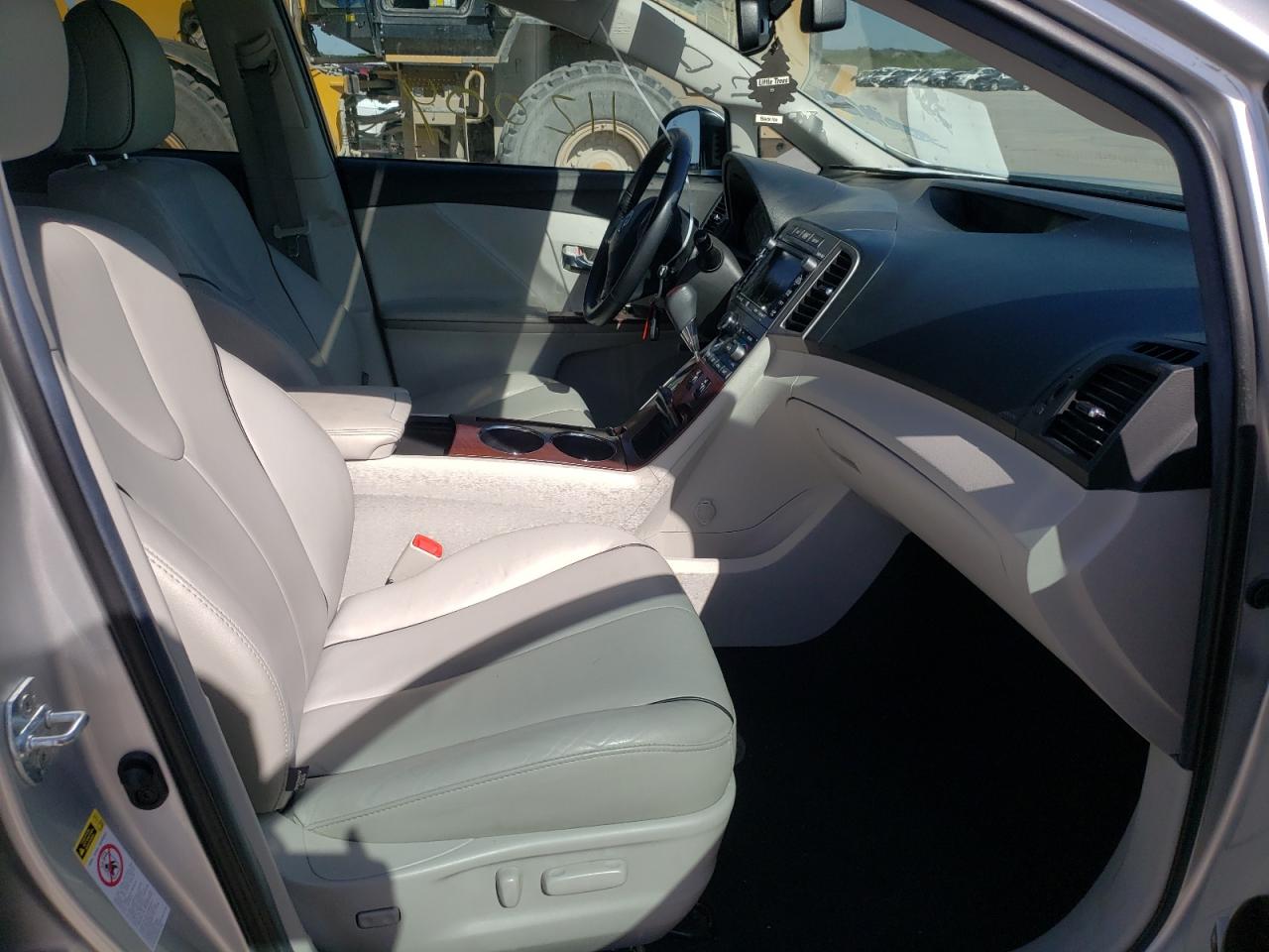 Photo 5 from auction – 2012 TOYOTA VENZA with VIN 4T3ZK3BB1CU047393