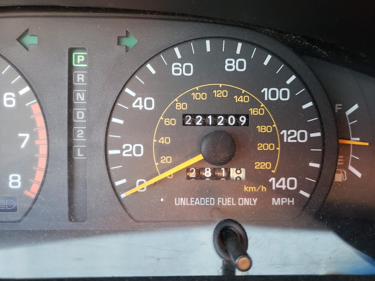 Photo 8 from auction – 1996 TOYOTA CAMRY with VIN 4T1BF12K0TU126069