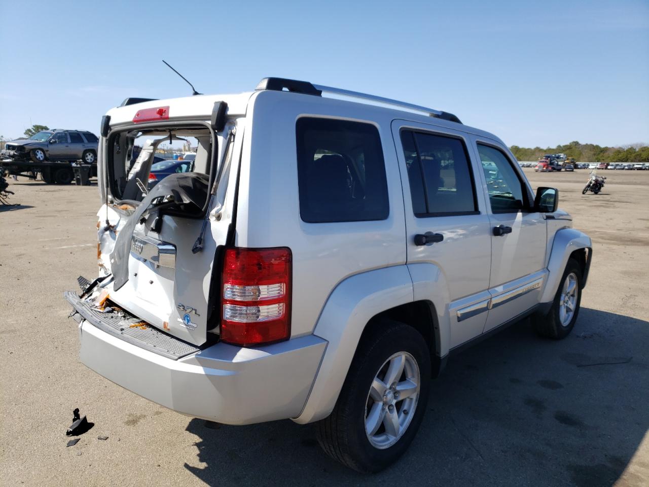 Photo 4 from auction – 2008 JEEP LIBERTY LI with VIN 1J8GN58K98W112090