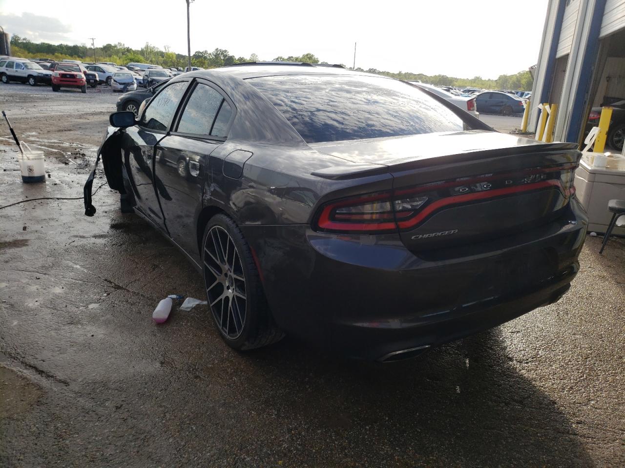 Photo 3 from auction – 2016 DODGE CHARGER SE with VIN 2C3CDXBG4GH174572