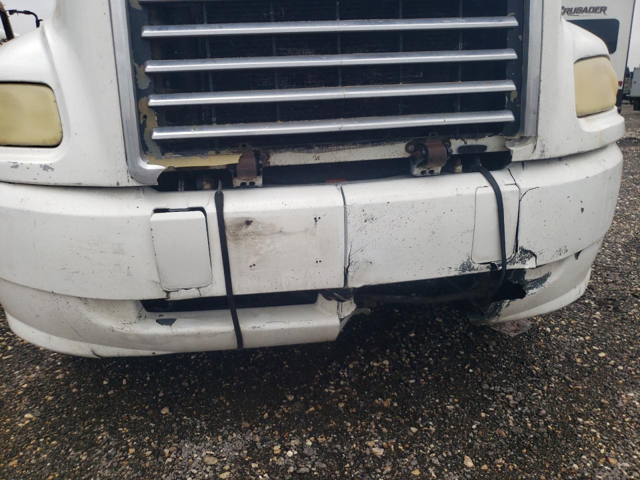 Photo 9 from auction – 2001 MACK 600 CX600 with VIN 1M1AE07Y81W006757