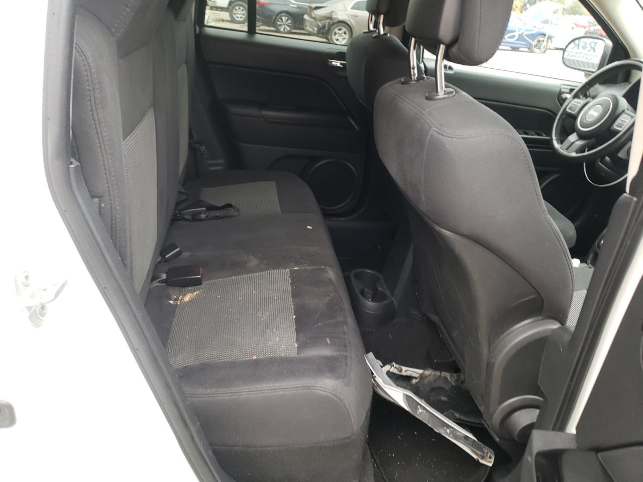 Photo 6 from auction – 2011 JEEP COMPASS SP with VIN 1J4NF1FB6BD170002