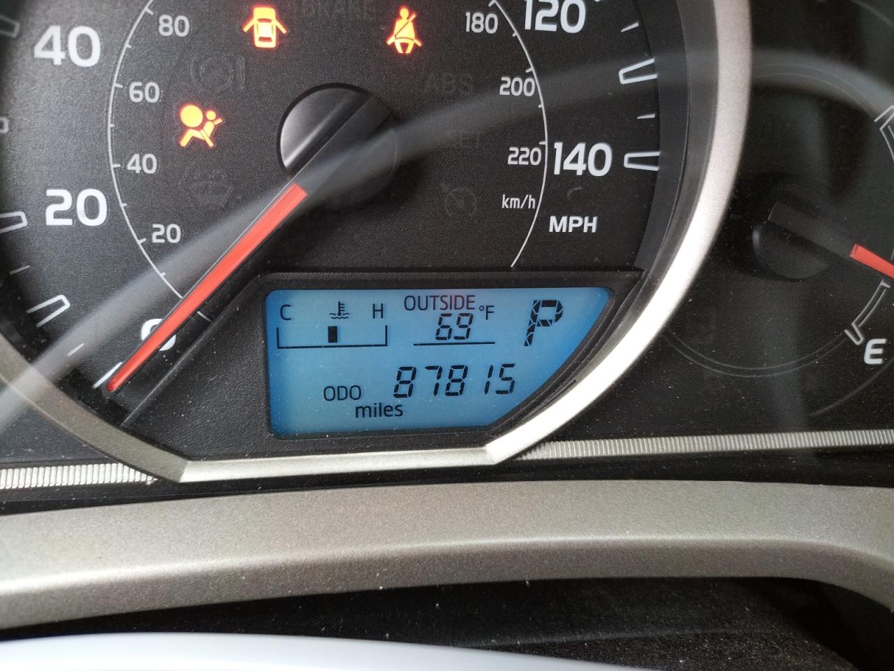 Photo 8 from auction – 2014 TOYOTA RAV4 XLE with VIN 2T3RFREV3EW170712