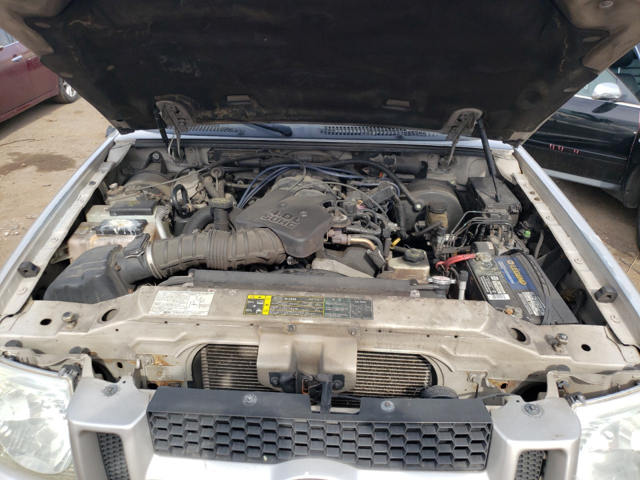 Photo 7 from auction – 2004 FORD EXPLORER S with VIN 1FMZU77K34UA29496