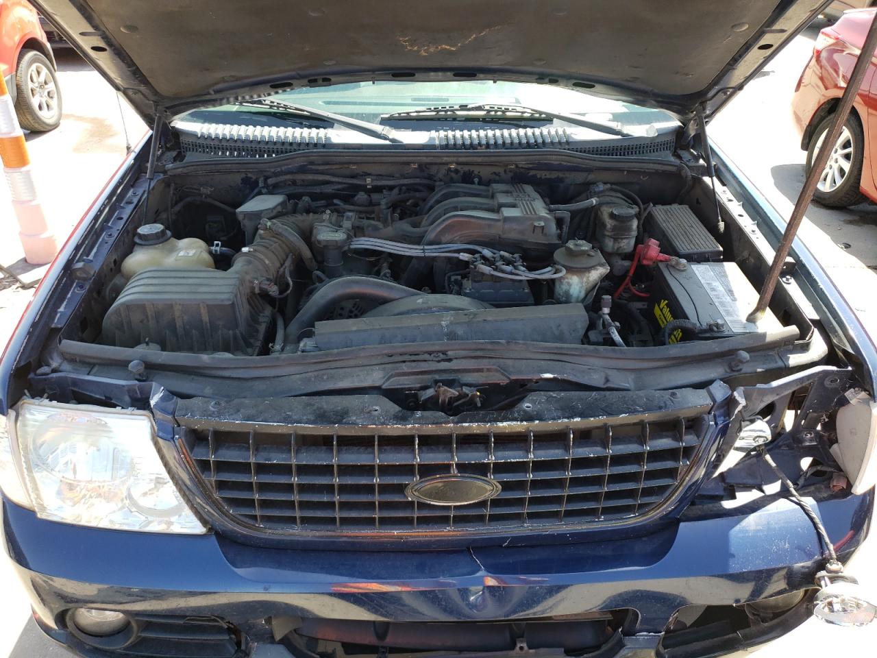 Photo 7 from auction – 2005 FORD EXPLORER X with VIN 1FMZU63K35ZA36968
