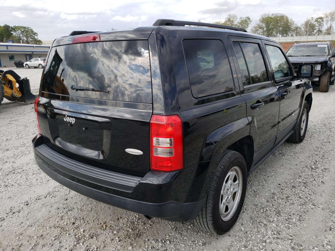 Photo 4 from auction – 2012 JEEP PATRIOT LA with VIN 1C4NJPFA2CD613620