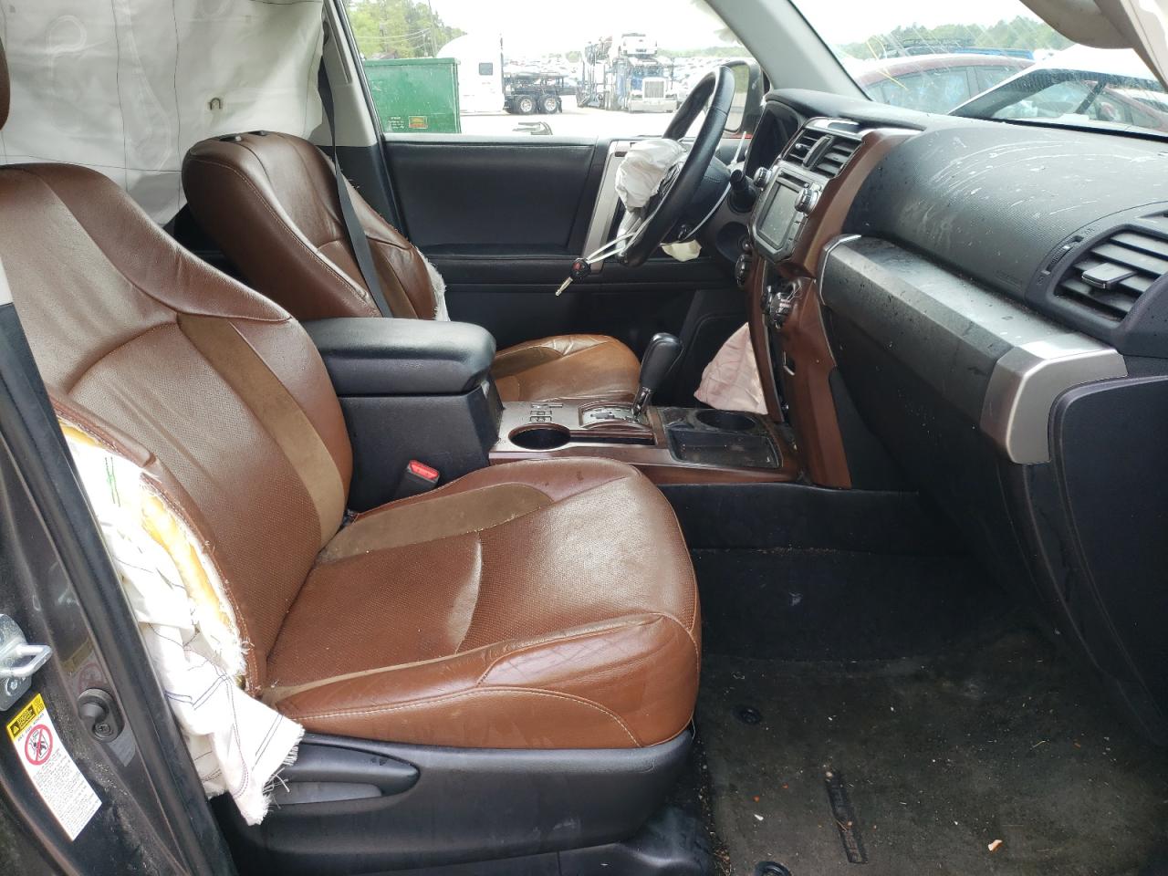 Photo 5 from auction – 2016 TOYOTA 4RUNNER SR with VIN JTEZU5JR2G5135169
