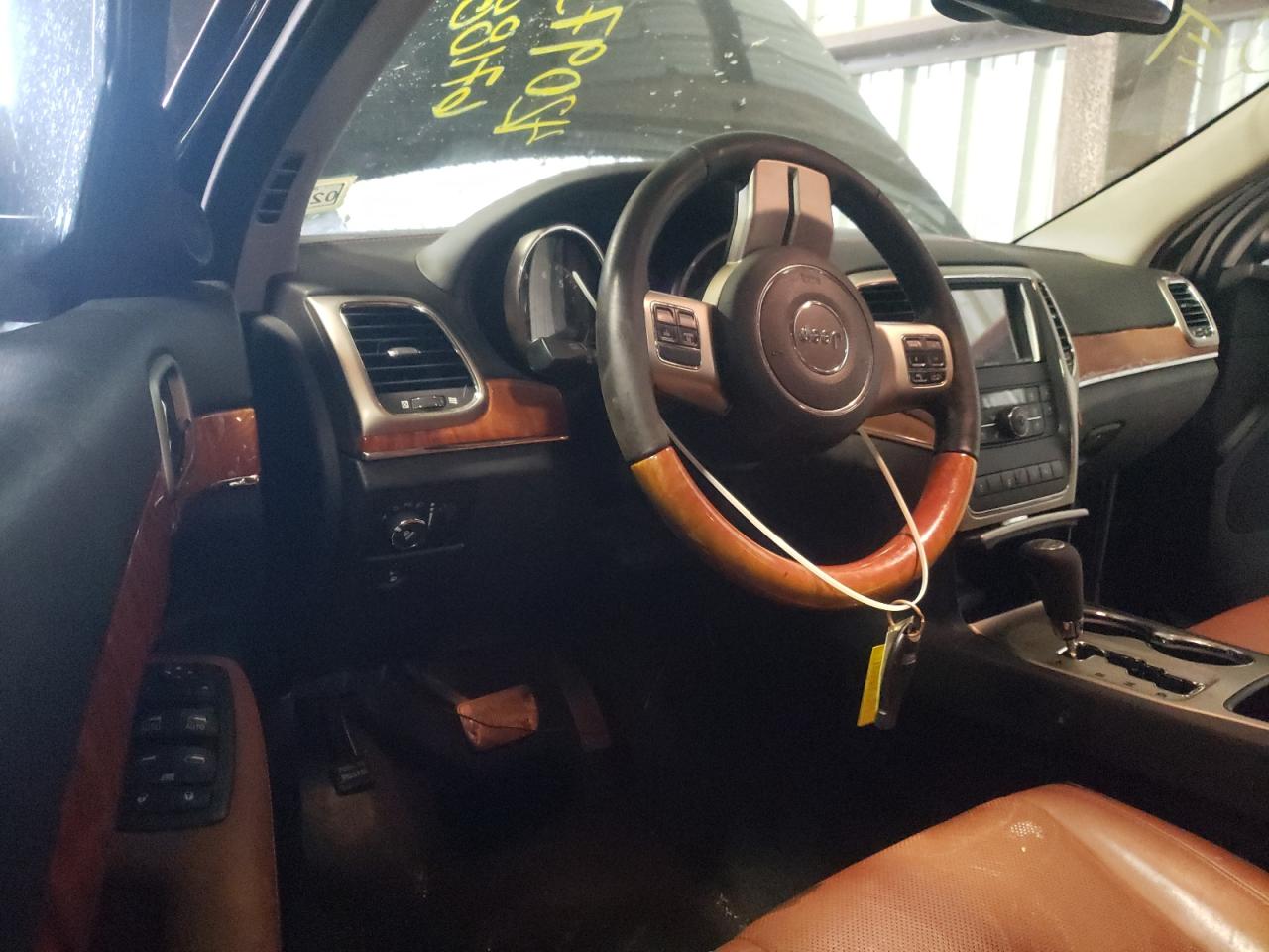 Photo 9 from auction – 2011 JEEP GRAND CHER with VIN 1J4RS6GG8BC671886