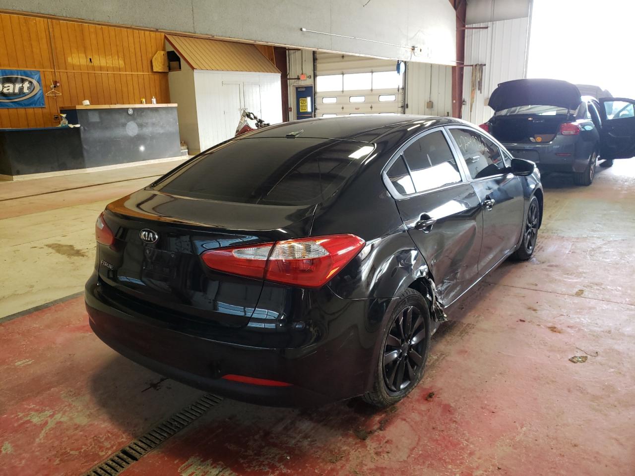 Photo 4 from auction – 2014 KIA FORTE LX with VIN KNAFX4A67E5171108