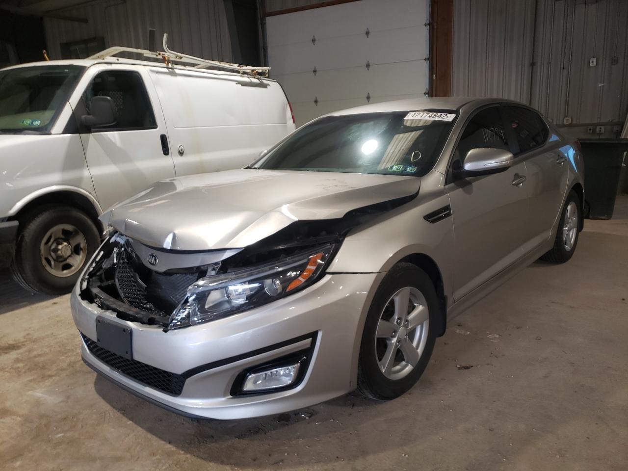 Photo 2 from auction – 2014 KIA OPTIMA LX with VIN 5XXGM4A76EG310990