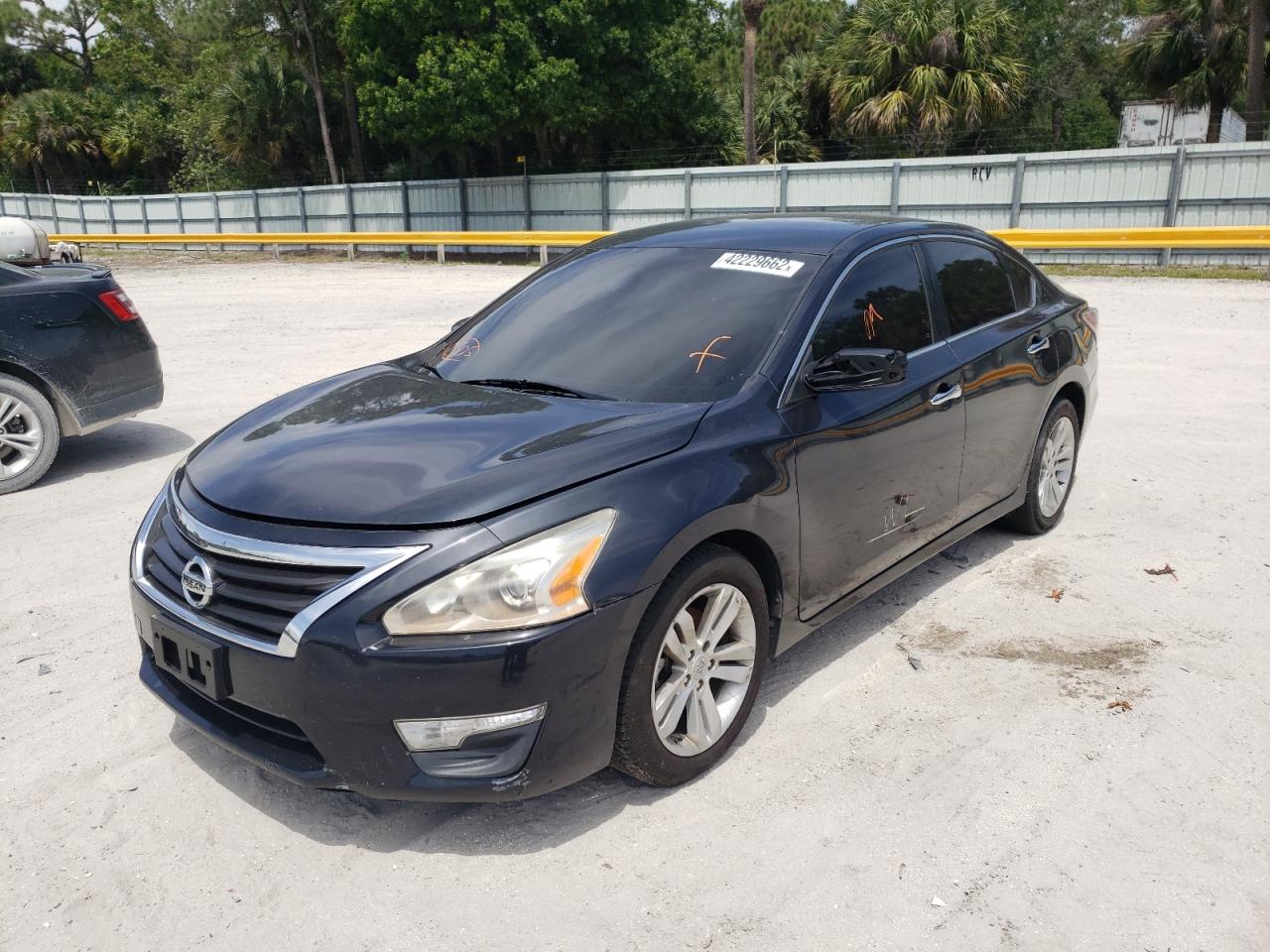 Photo 2 from auction – 2014 NISSAN ALTIMA 2.5 with VIN 1N4AL3AP7EC422156