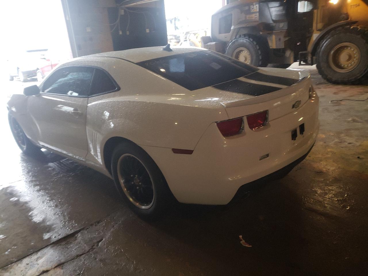 Photo 3 from auction – 2010 CHEVROLET CAMARO LS with VIN 2G1FA1EV4A9206844