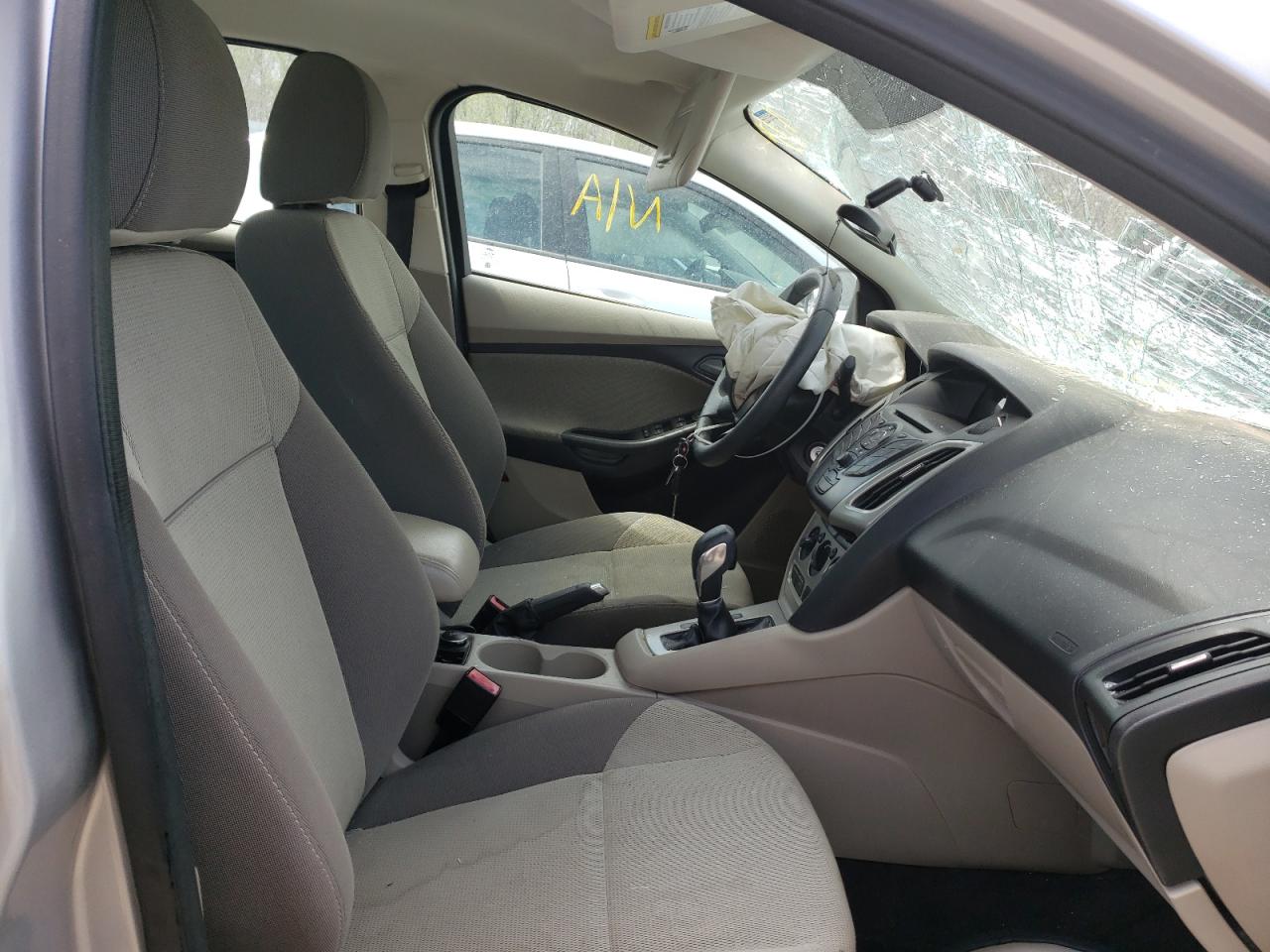 Photo 5 from auction – 2012 FORD FOCUS SE with VIN 1FAHP3F25CL456870