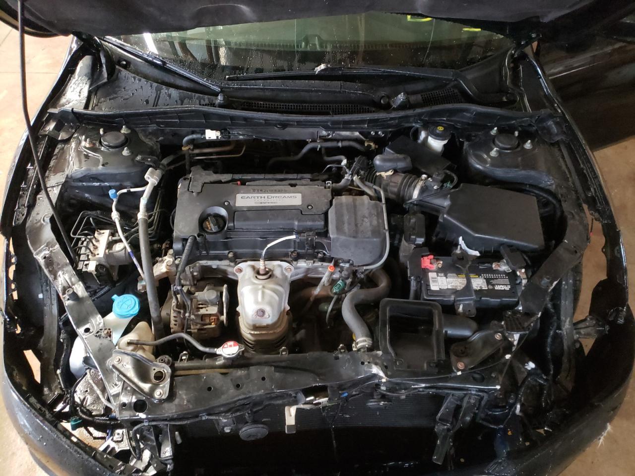 Photo 7 from auction – 2015 HONDA ACCORD LX with VIN 1HGCR2F30FA137752