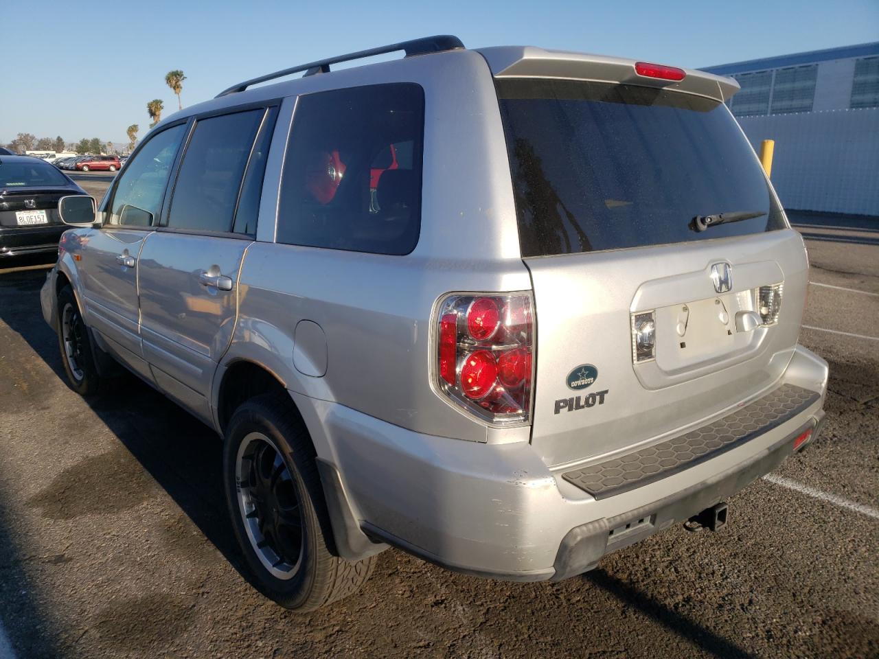 Photo 3 from auction – 2008 HONDA PILOT EXL with VIN 5FNYF28758B004332