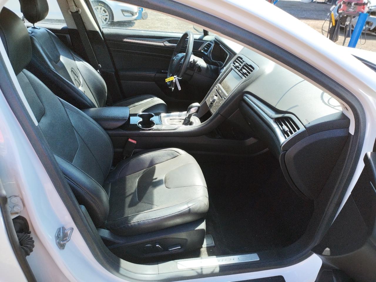Photo 5 from auction – 2015 FORD FUSION TIT with VIN 3FA6P0K99FR132366