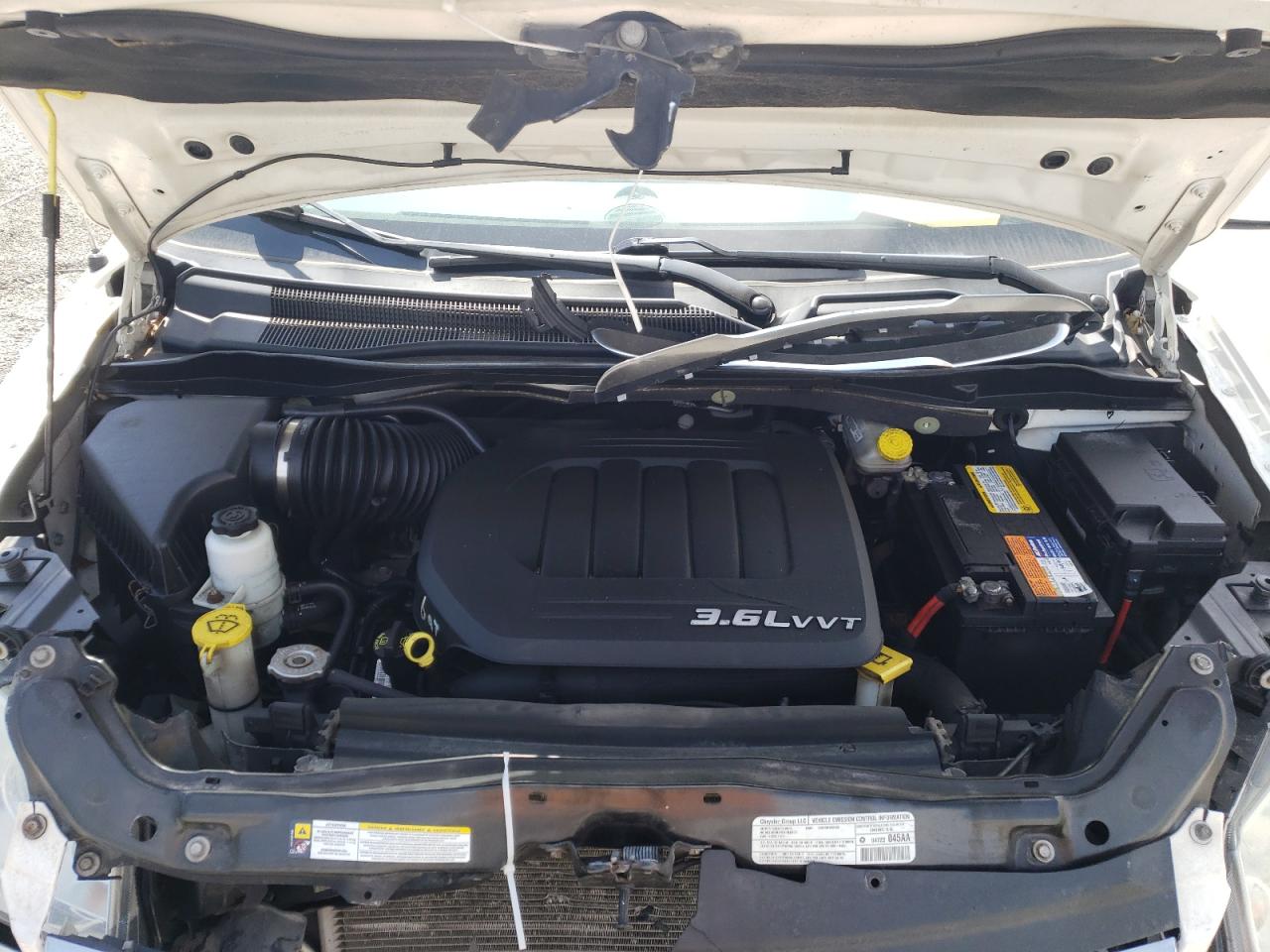 Photo 7 from auction – 2013 CHRYSLER TOWN & COU with VIN 2C4RC1BG3DR518663