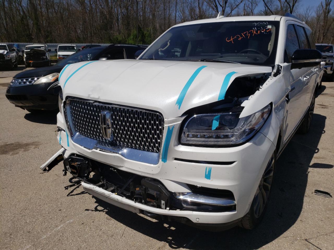 Photo 9 from auction – 2020 LINCOLN NAVIGATOR with VIN 5LMJJ2LT7LEL03375
