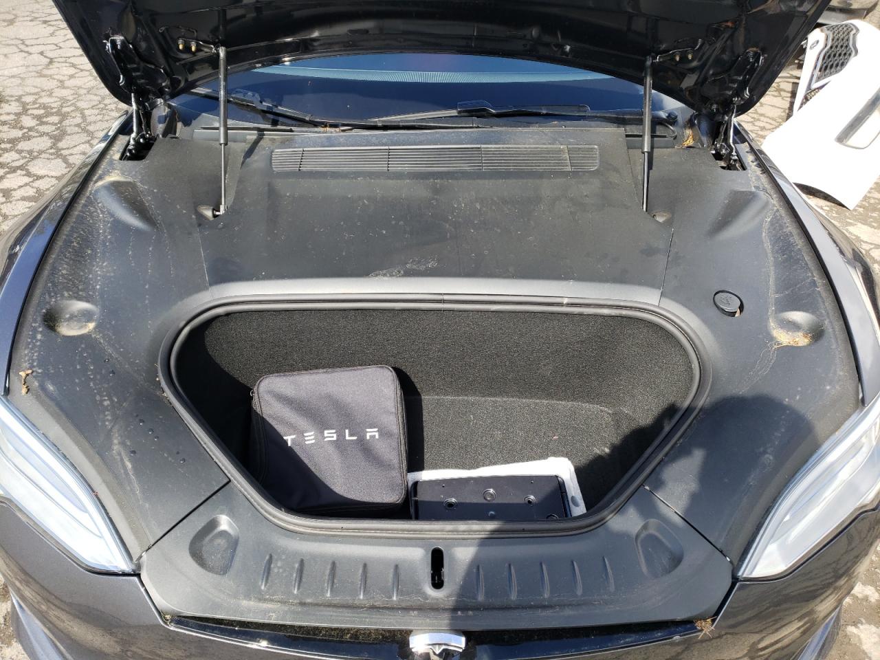 Photo 7 from auction – 2021 TESLA MODEL S with VIN 5YJSA1E50MF433602