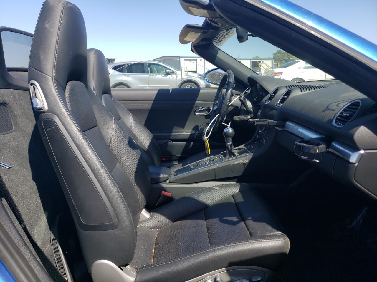 Photo 5 from auction – 2017 PORSCHE BOXSTER S with VIN WP0CB2A8XHS241023