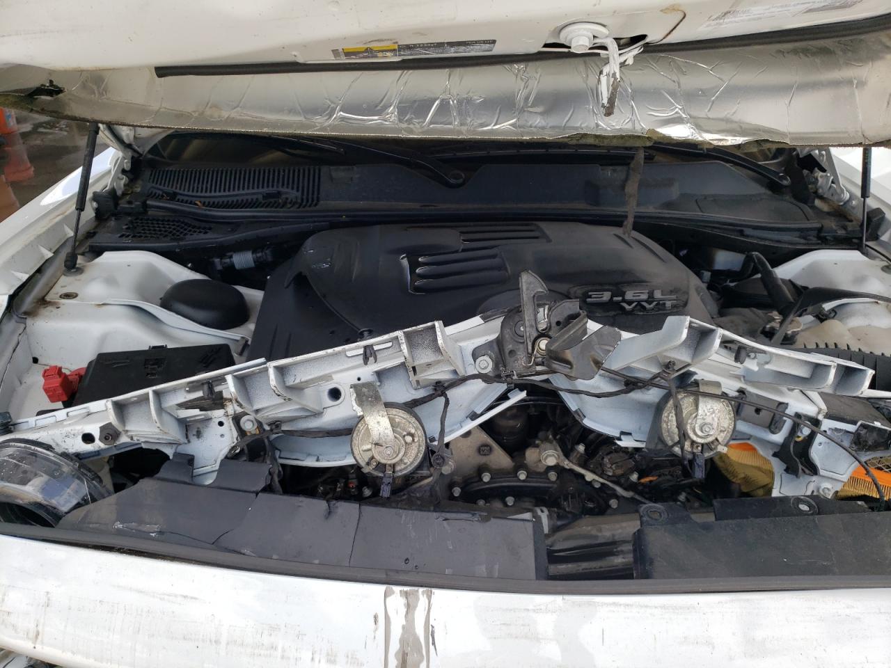 Photo 7 from auction – 2019 DODGE CHALLENGER with VIN 2C3CDZAG6KH733657